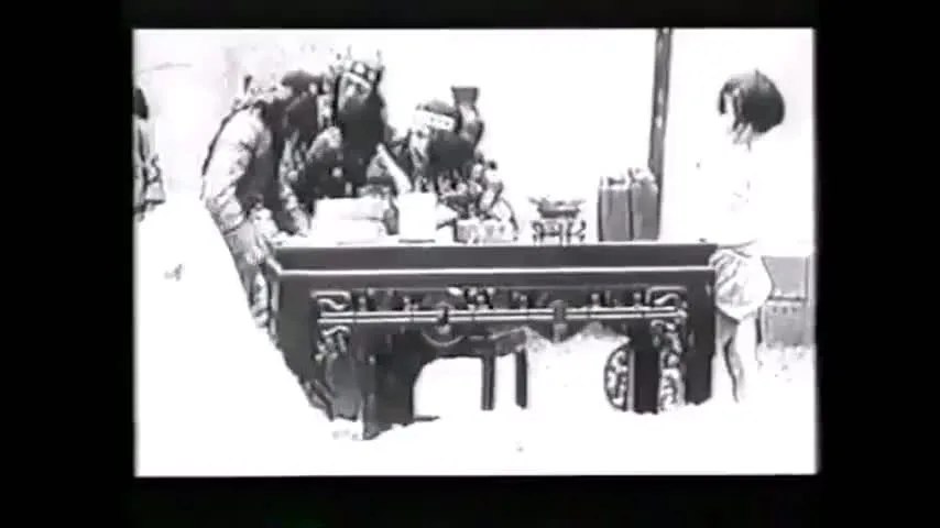 Красная героиня — кадр 3