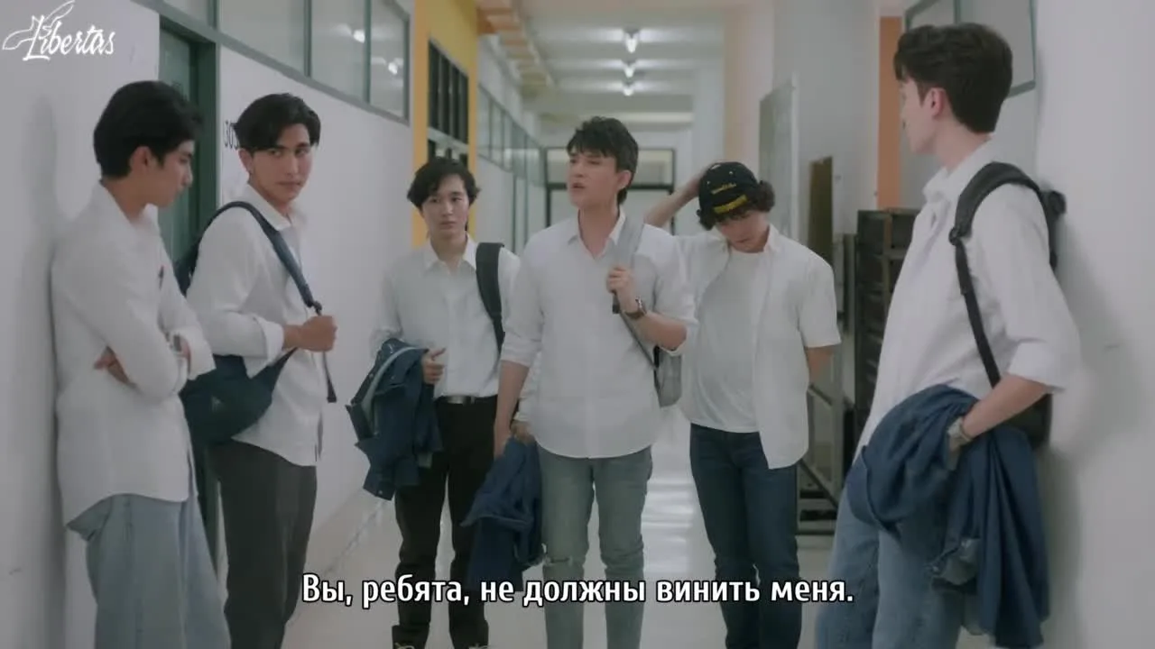 Две луны: Амбассадор — кадр 4